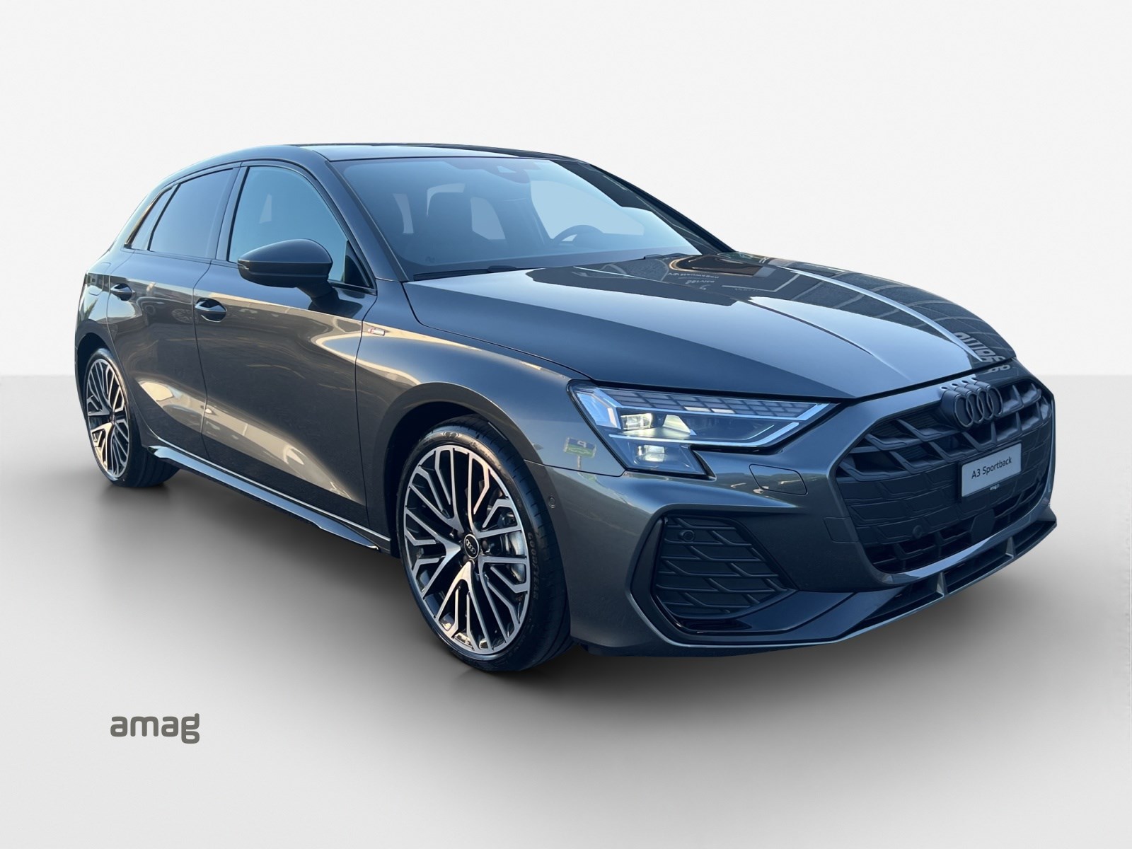 AUDI A3 Sportback 35 TFSI S line Attraction-image-5