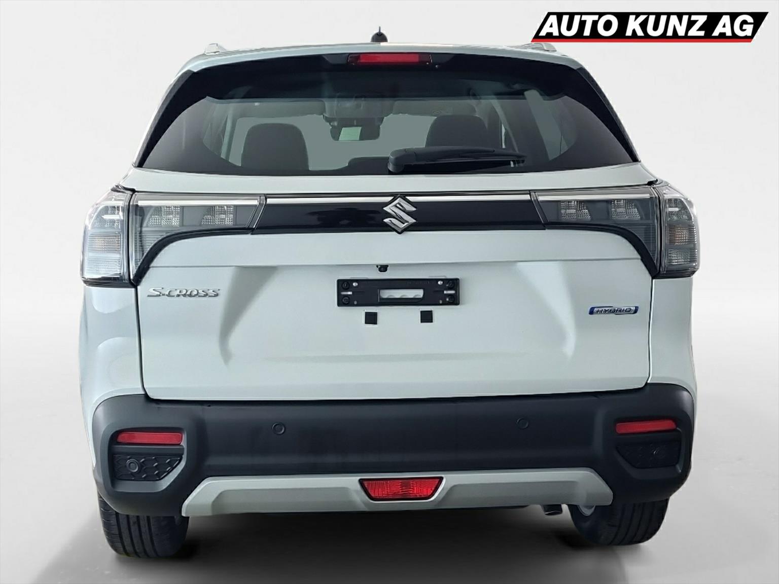SUZUKI S-CROSS 1.4 MHEV 6AT GL Elegance-showroom-element-3