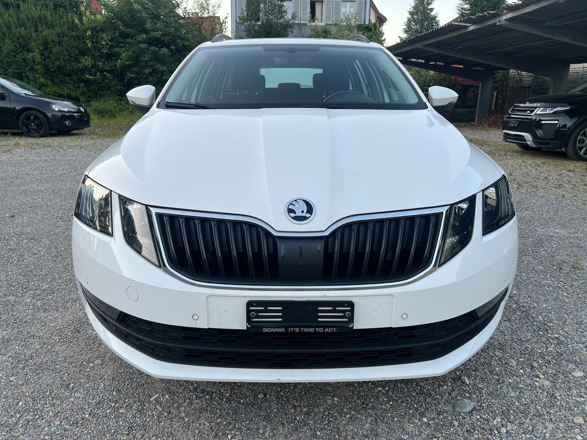 SKODA Octavia Combi 2.0 TDI Swiss Line 25 4x4 Kaufen