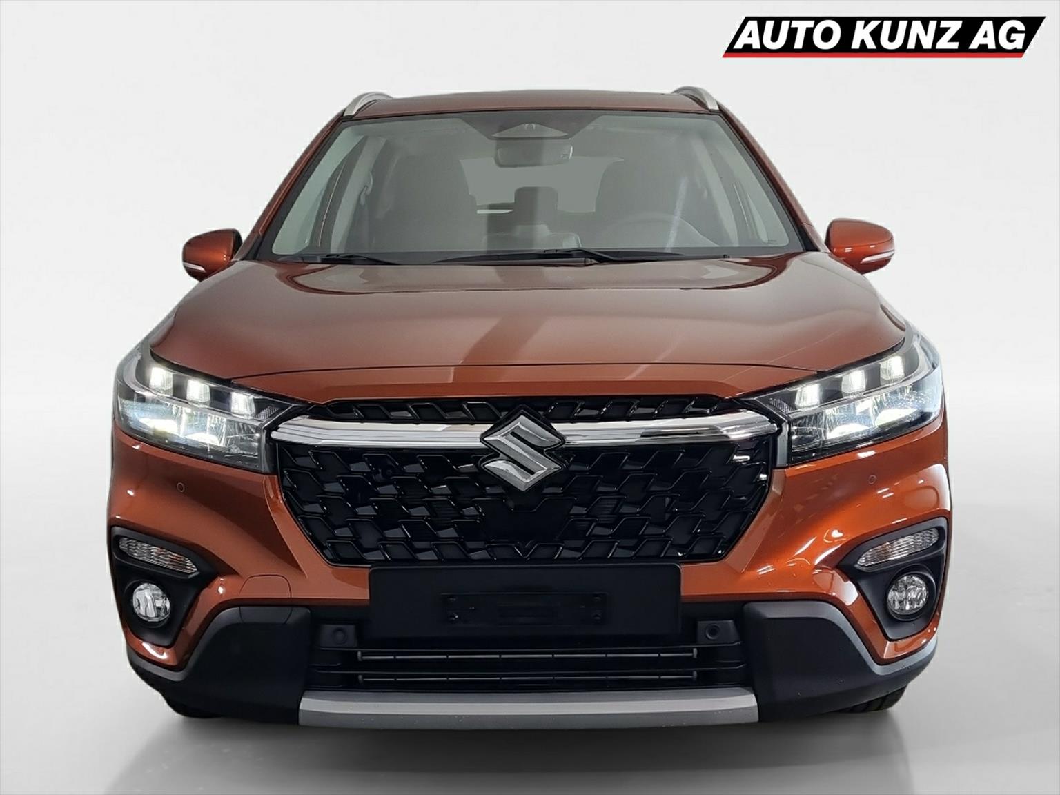 SUZUKI S-CROSS 1.4 MHEV 6AT GL Elegance-showroom-element-2