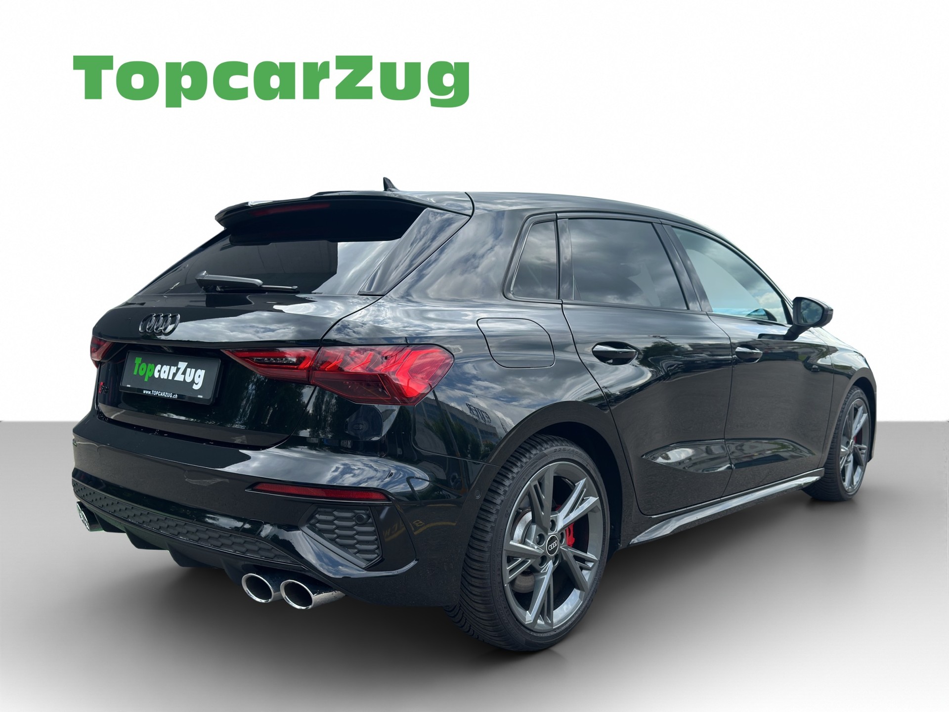 AUDI S3 Sportback 2.0 TFSI Quattro Automat mit Pano.-showroom-element-2