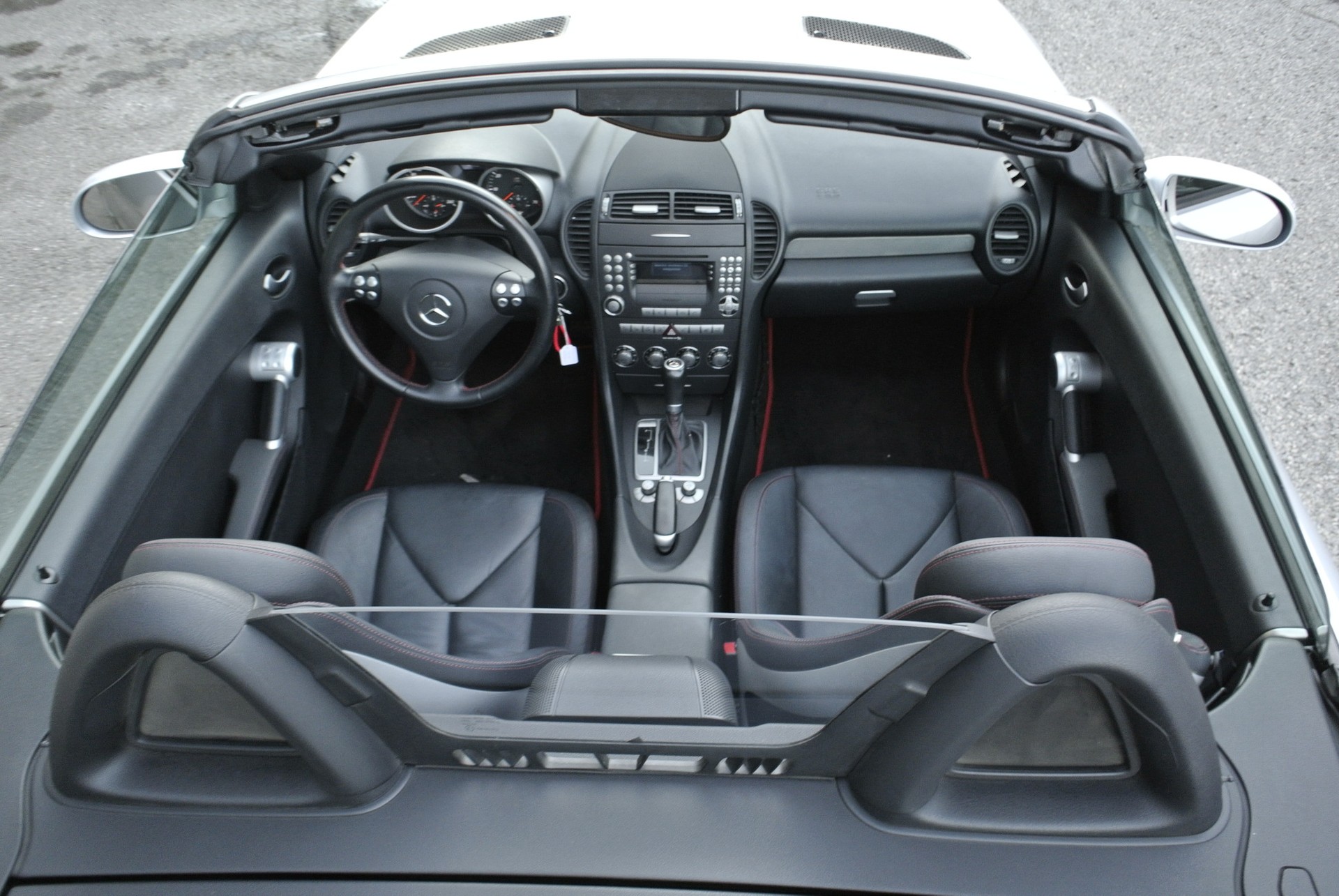 MERCEDES-BENZ SLK 200 Kompressor-image-18