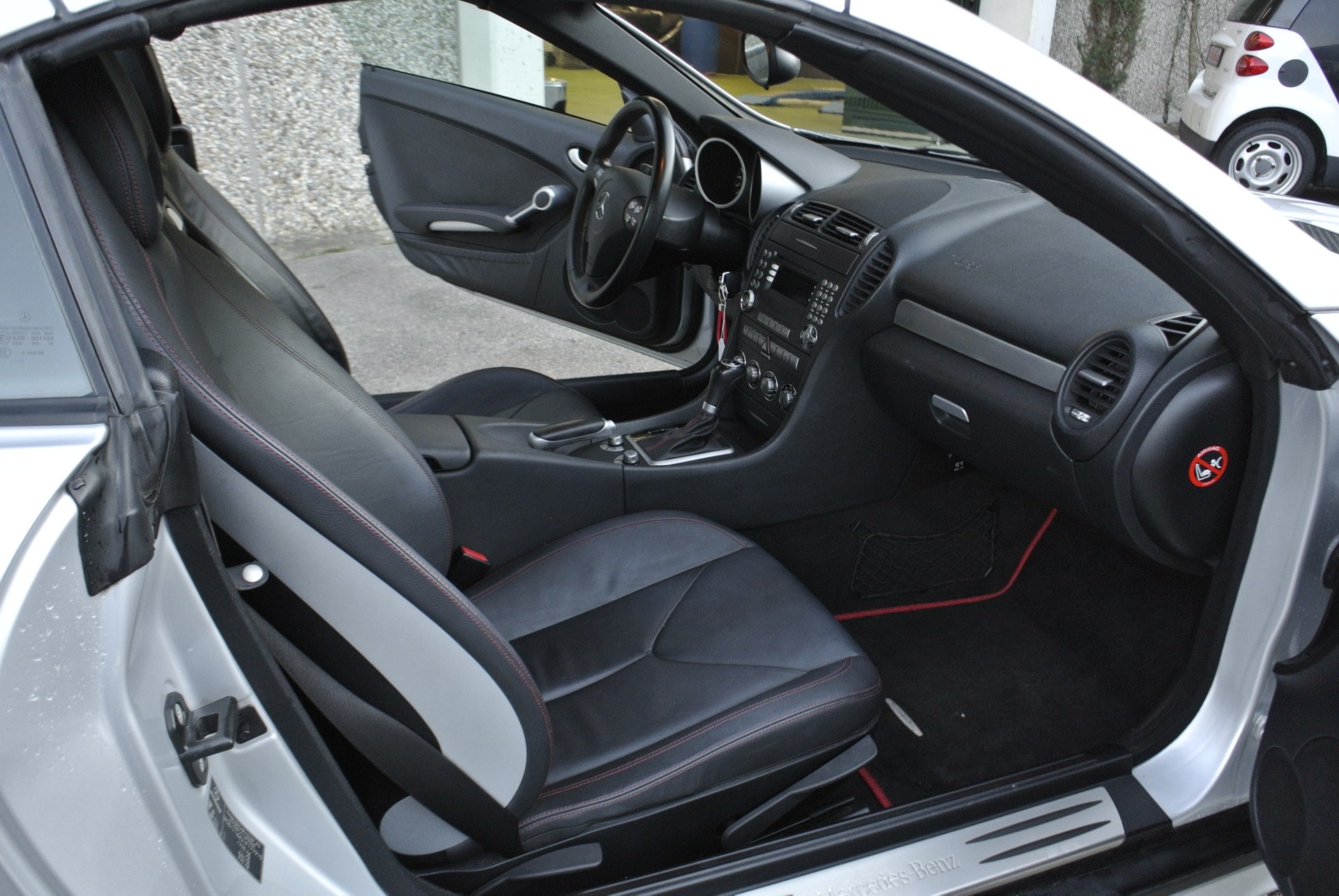 MERCEDES-BENZ SLK 200 Kompressor-image-15