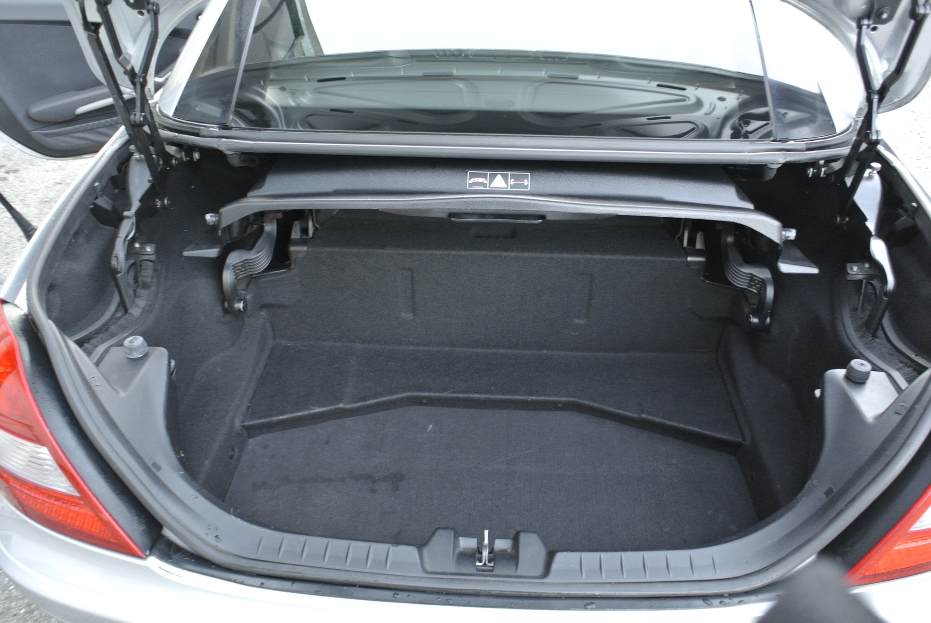 MERCEDES-BENZ SLK 200 Kompressor-image-16
