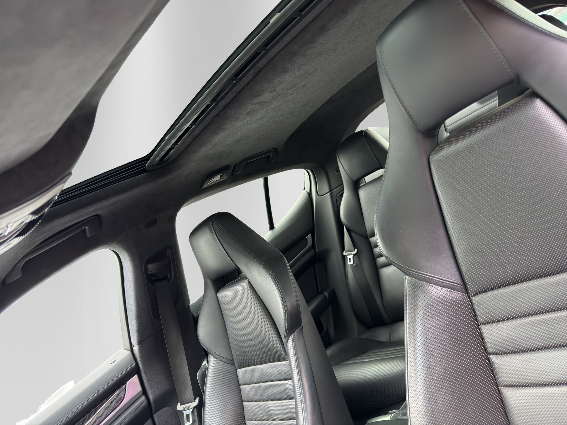 PORSCHE Panamera Turbo 4.8 PDK-image-8