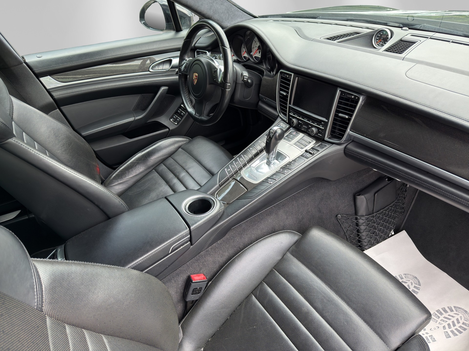 PORSCHE Panamera Turbo 4.8 PDK-image-14