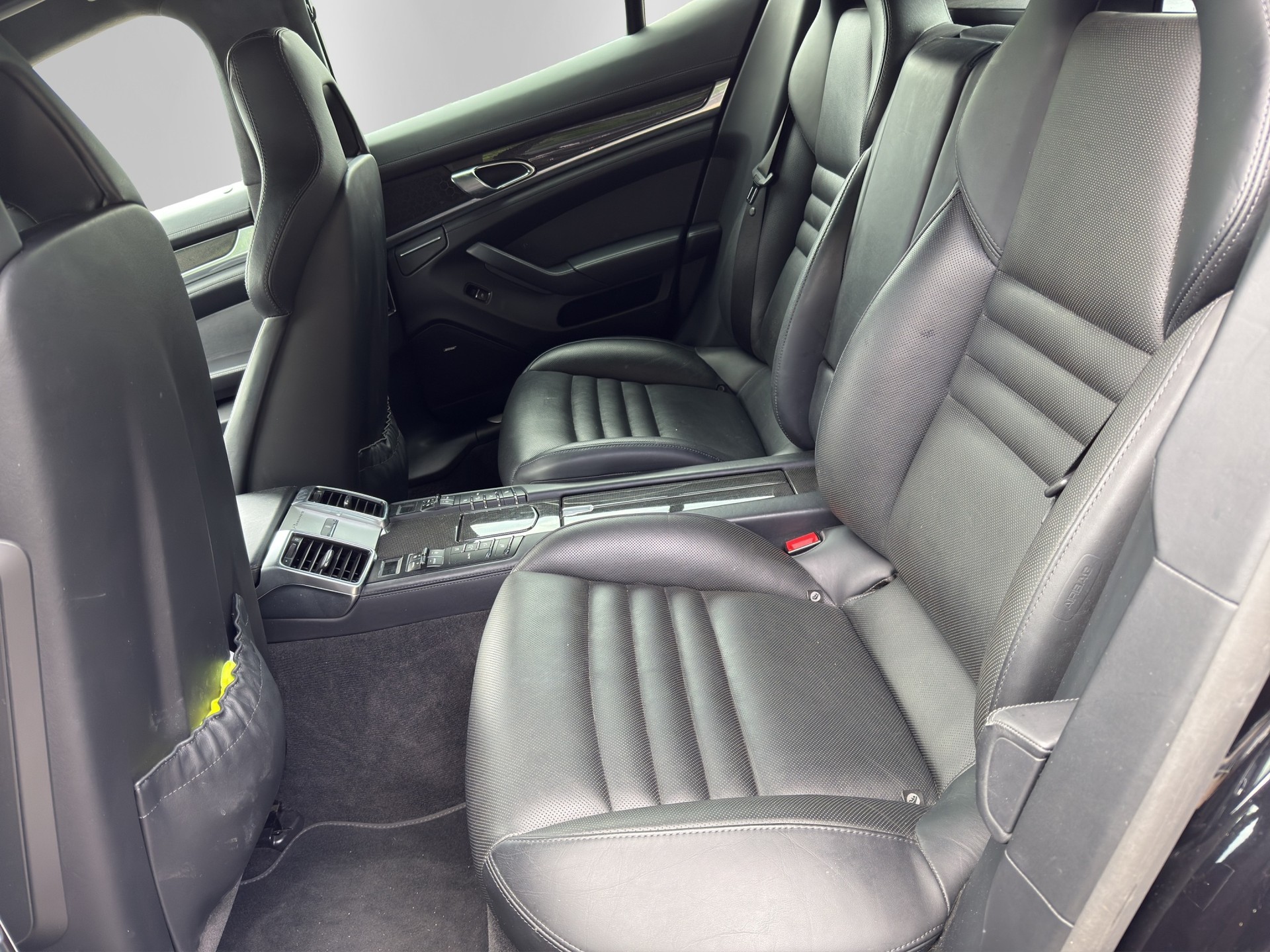 PORSCHE Panamera Turbo 4.8 PDK-image-15