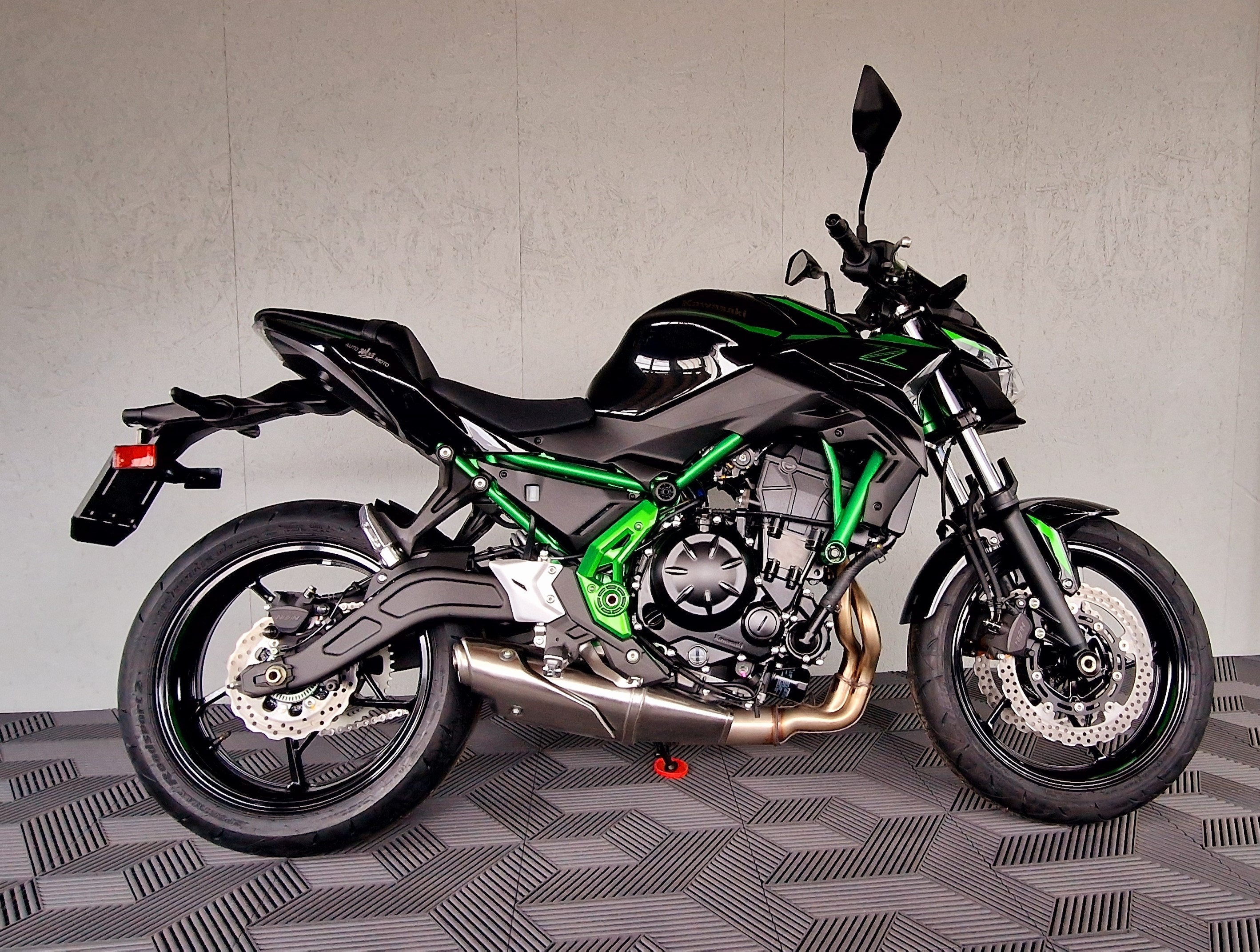 かびぱんページ KAWASAKI Z 650 (35kW) For sale