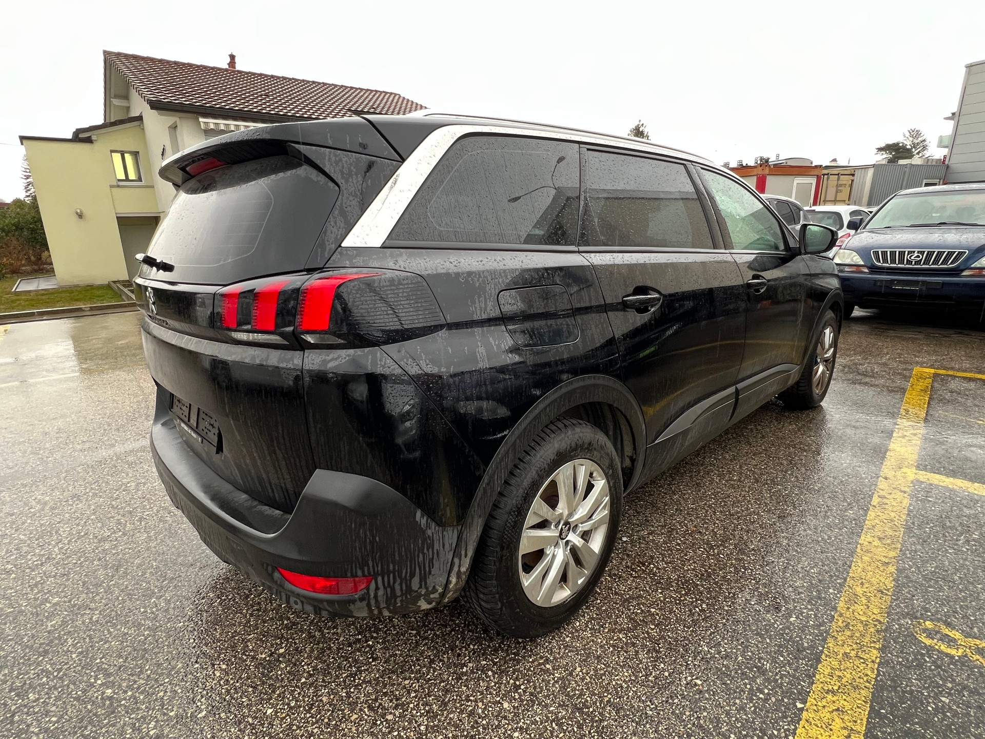 PEUGEOT 5008 1.2 Pure Tech Active-showroom-element-3