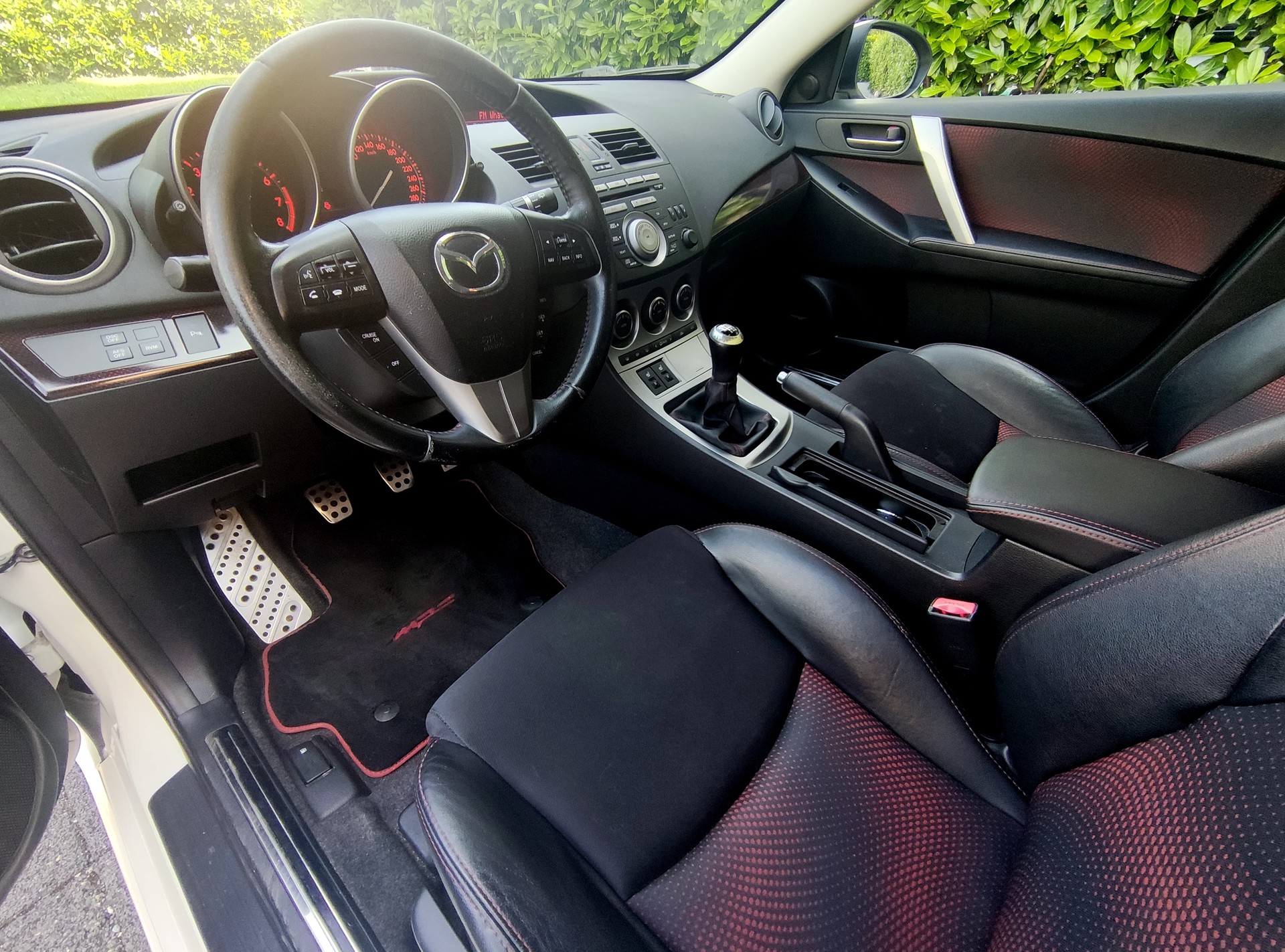 MAZDA 3 2.3 16V DISI Turbo MPS - d'origine et prête à rouler-image-6