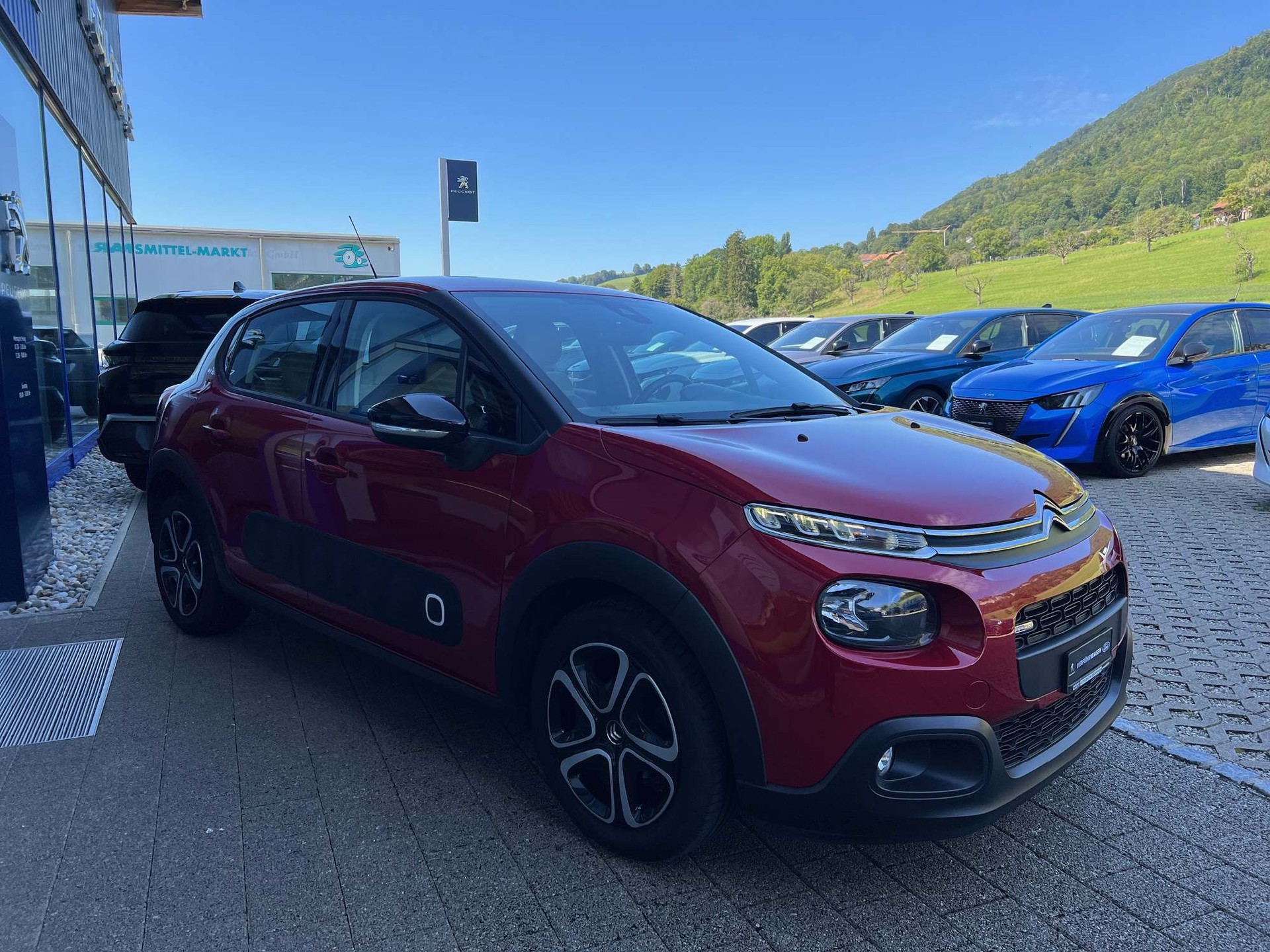 CITROEN C3 1.2 PureTech Shine-showroom-element-1