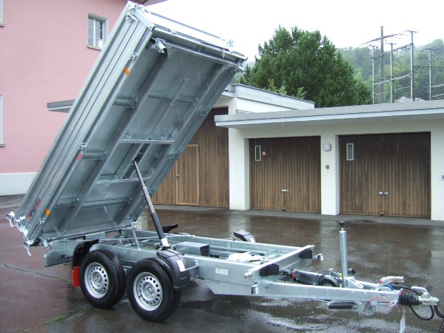 SARIS 3-SKS 3100/17 3'500kg 3-Seitenkipper