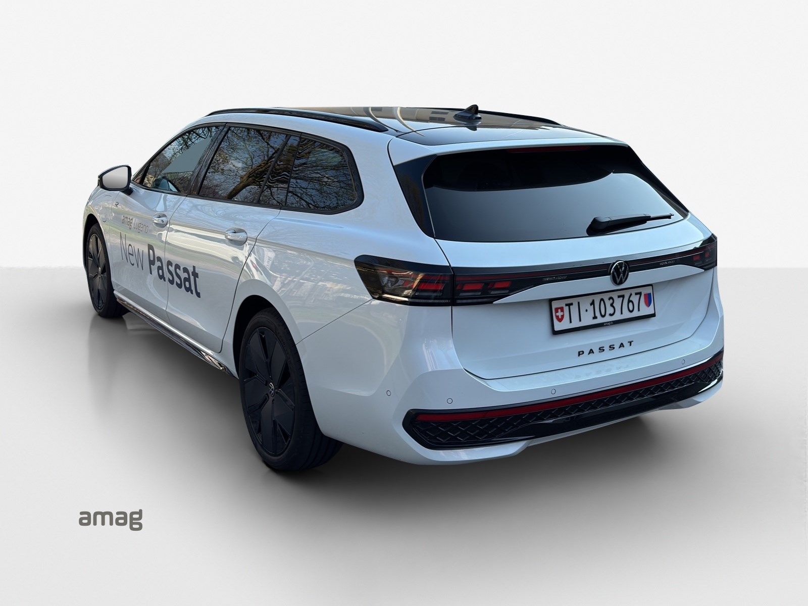 VW Passat Variant 1.5 TSI evo2 Plug-In- Hybrid R-Line DSG-showroom-element-2