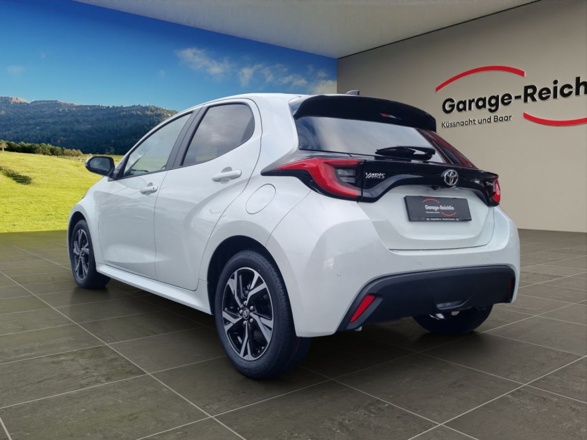 TOYOTA Yaris 1.5 VVT-i HSD Trend 116-showroom-element-2