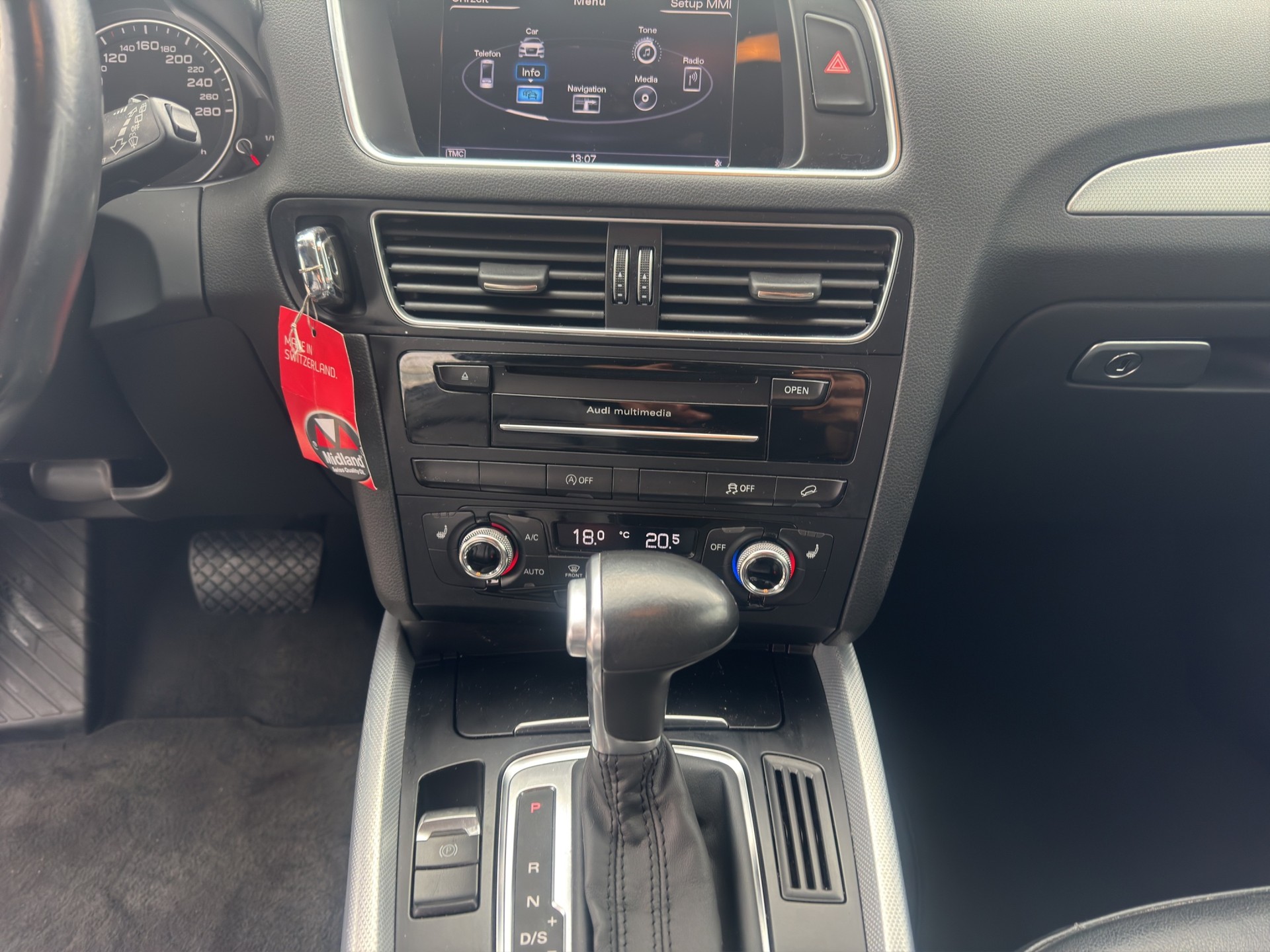 AUDI Q5 2.0 TDI quattro S-tronic-image-4