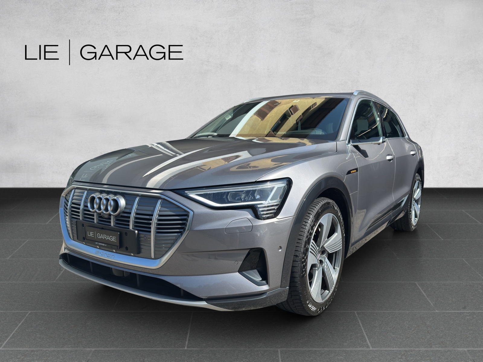 AUDI e-tron 55 quattro