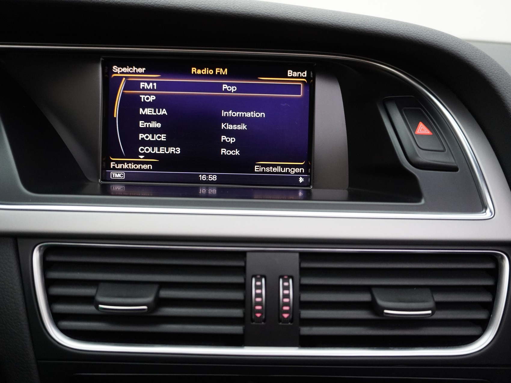 AUDI A5 Cabriolet 1.8 TFSI M-Tronic-image-14