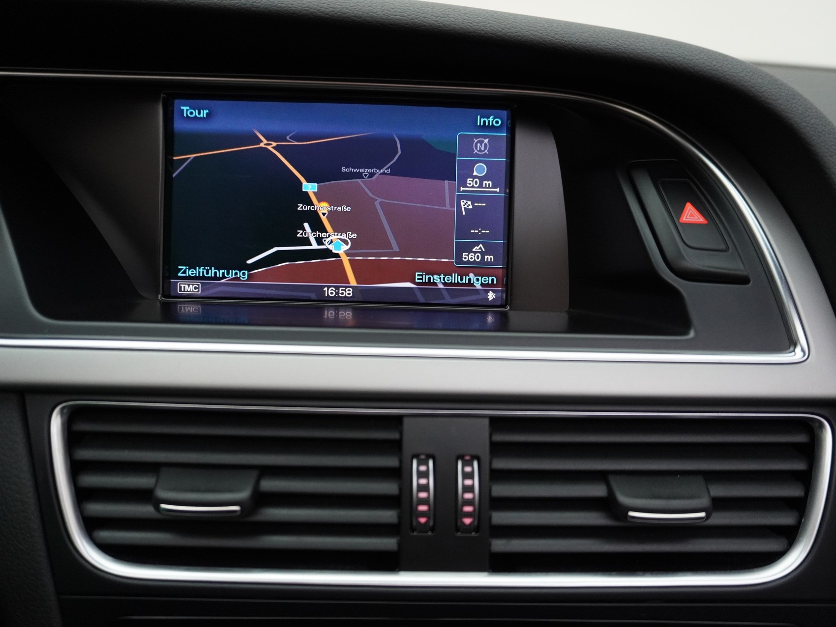 AUDI A5 Cabriolet 1.8 TFSI M-Tronic-image-15