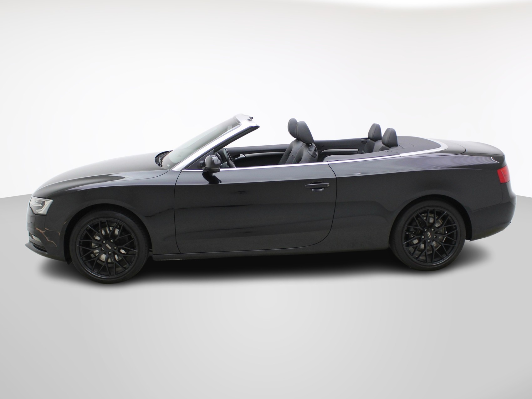 AUDI A5 Cabriolet 1.8 TFSI M-Tronic-image-2