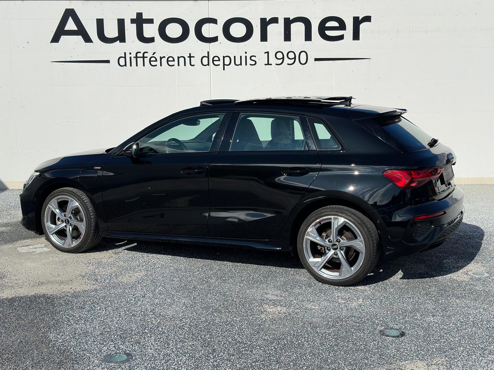 AUDI A3 Sportback 40 TFSI e S line-showroom-element-2