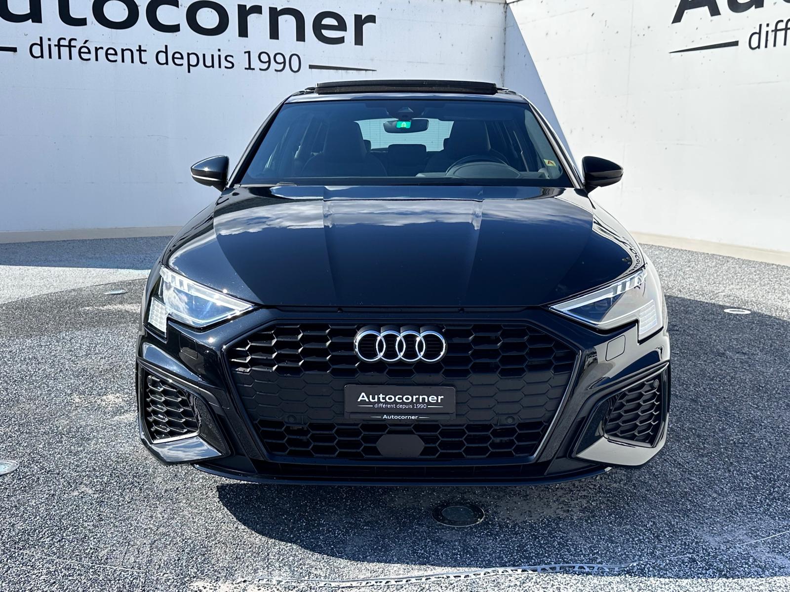 AUDI A3 Sportback 40 TFSI e S line-showroom-element-3
