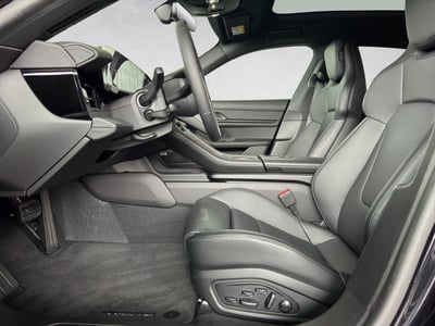 Porsche Taycan 4 Cross Turismo - weitere Bilder