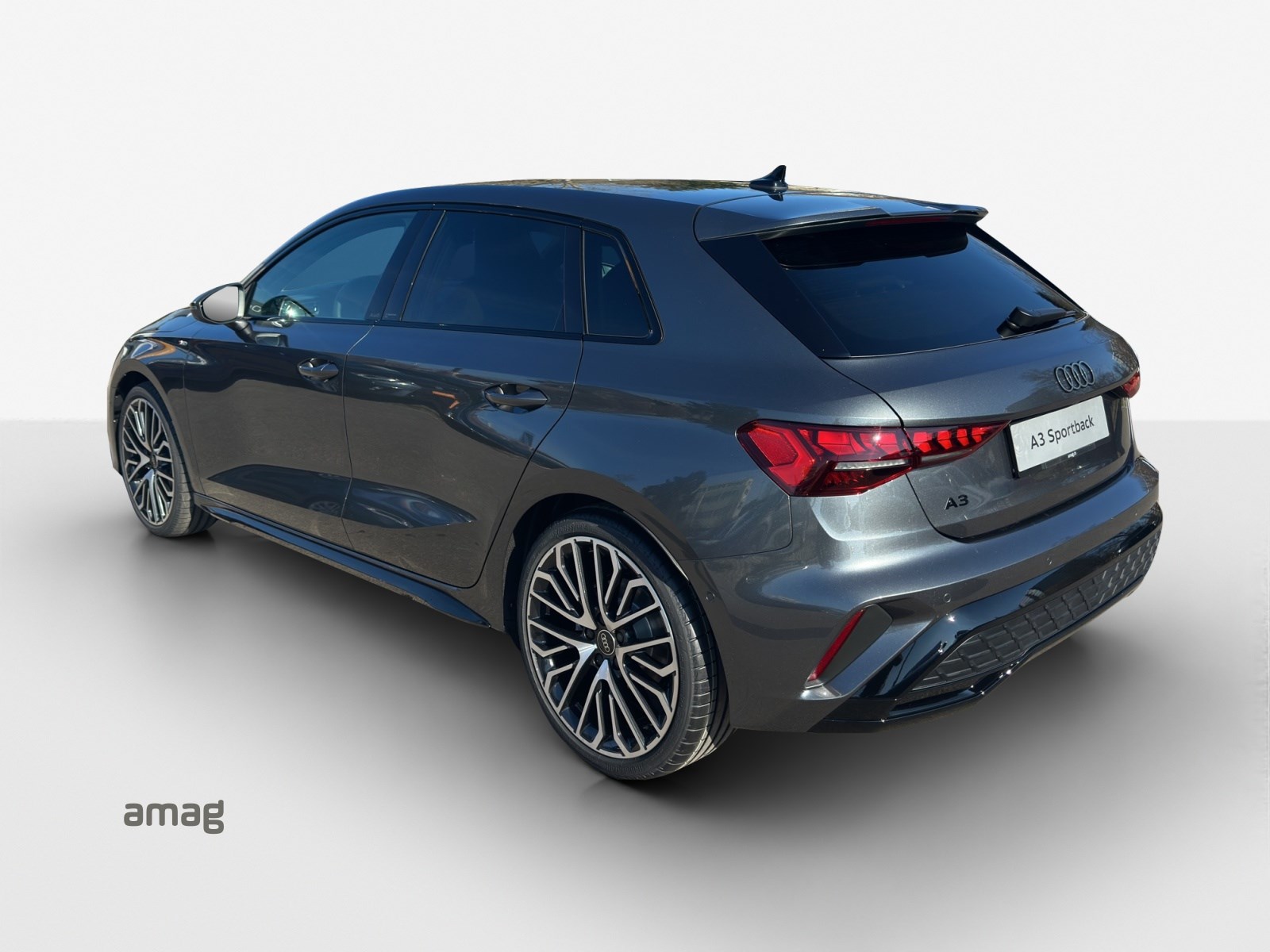 AUDI A3 Sportback 35 TFSI S line Attraction-showroom-element-2