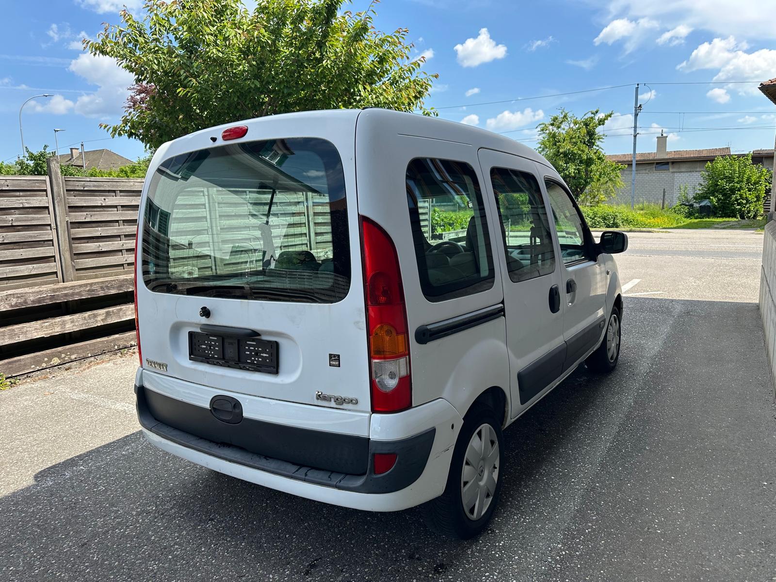RENAULT Kangoo 1.2 16V Authentique-showroom-element-3