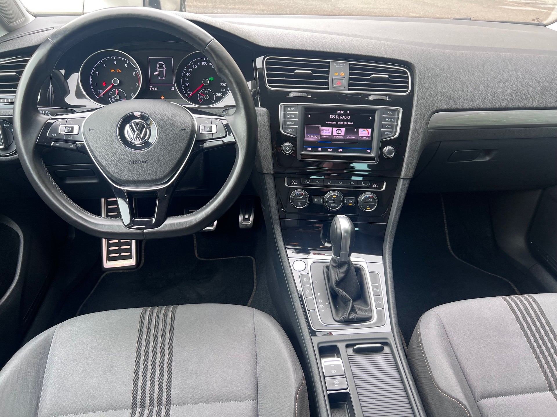 VW Golf 1.4 TSI Allstar DSG-image-4