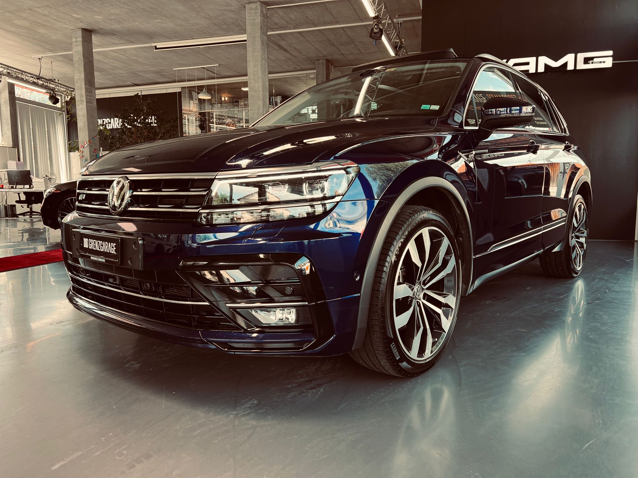 VW Tiguan 2.0 (SUV / Gelndewagen)