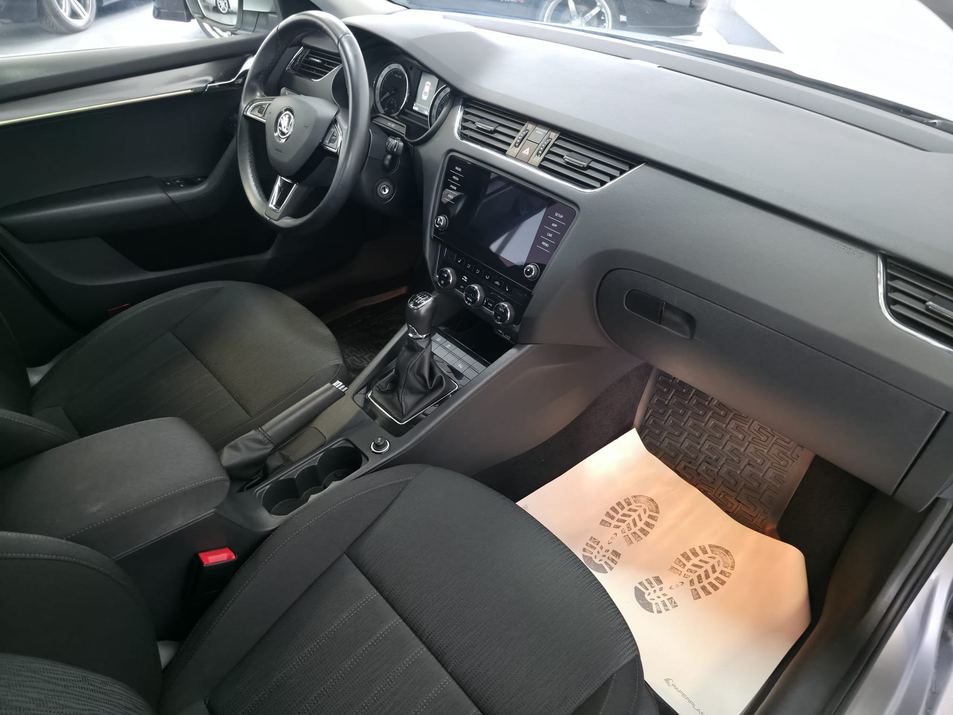 SKODA OCTAVIA-image-18