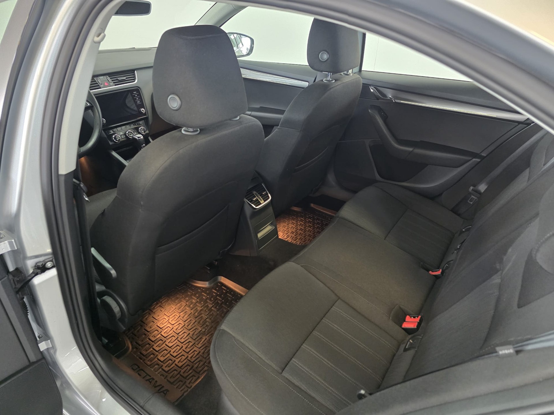 SKODA OCTAVIA-image-20