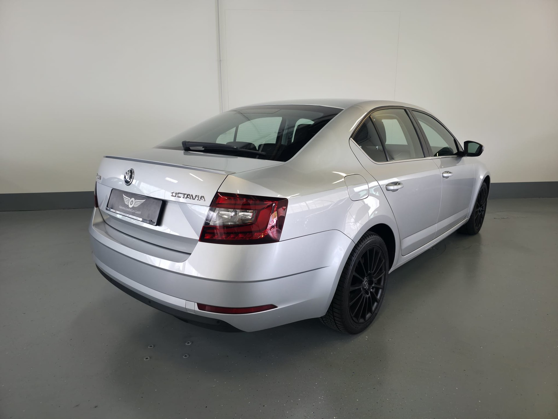 SKODA OCTAVIA-image-9