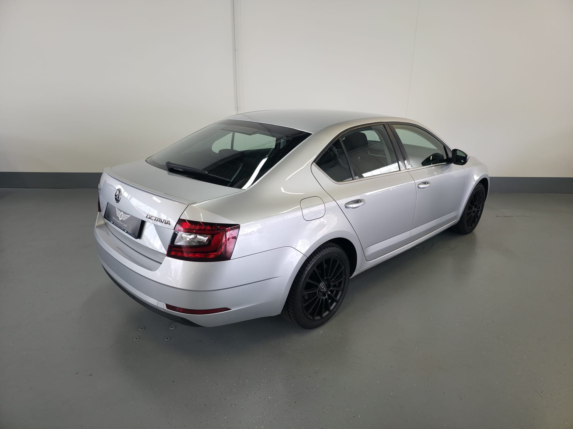 SKODA OCTAVIA-image-7