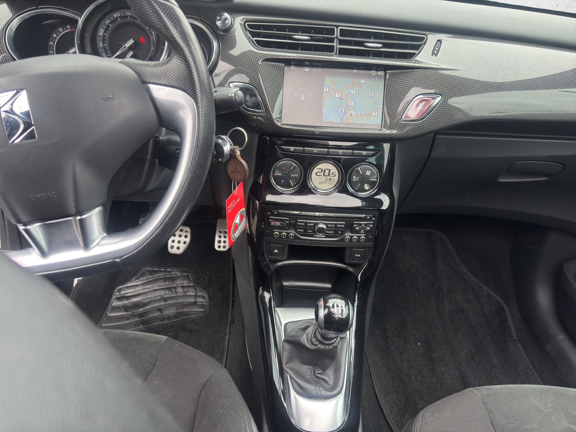 DS AUTOMOBILES DS3 Cabrio 1.6 THP Sport Chic-image-6
