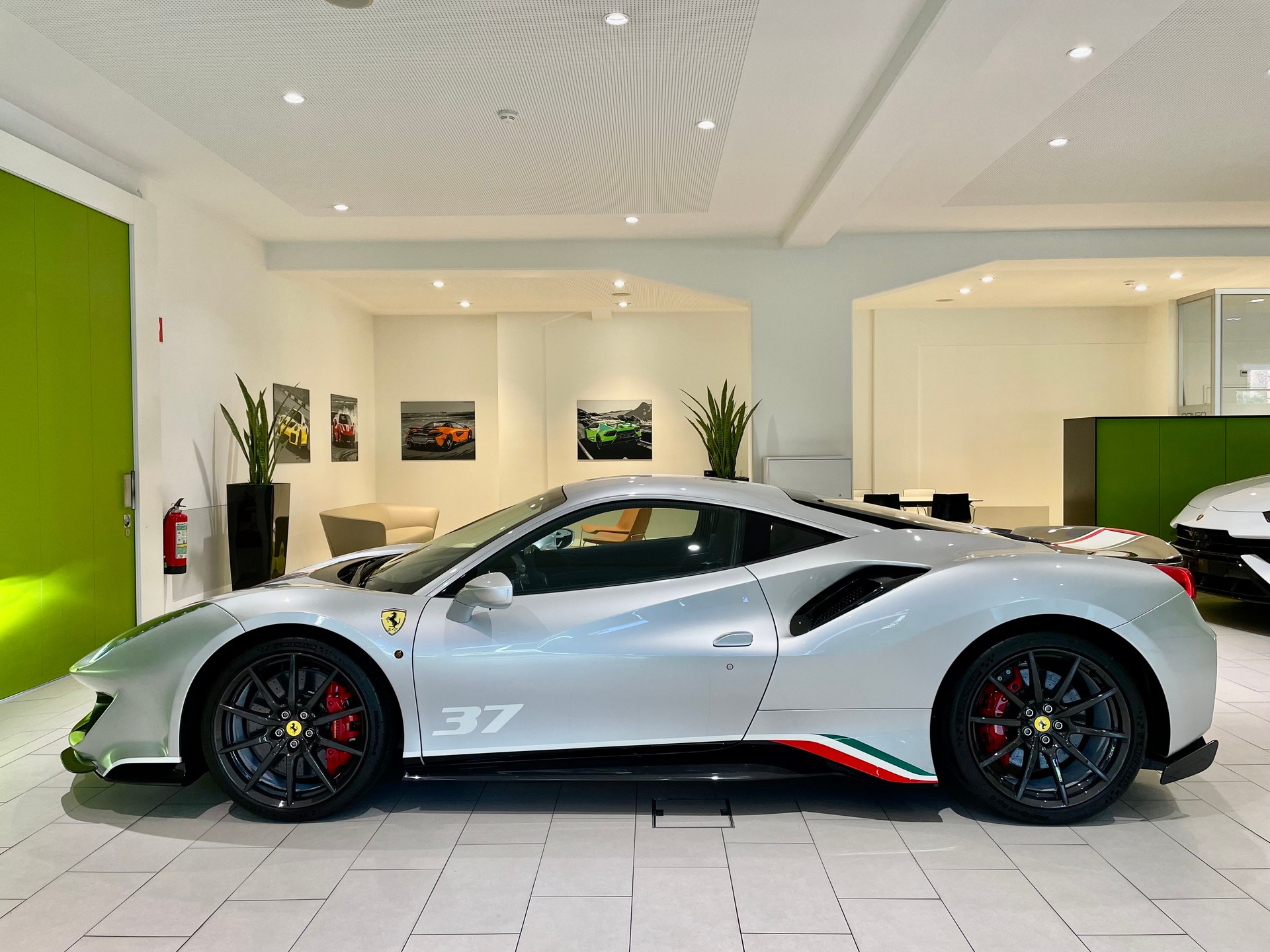 FERRARI 488 Pista 3.9 V8 PILOTI