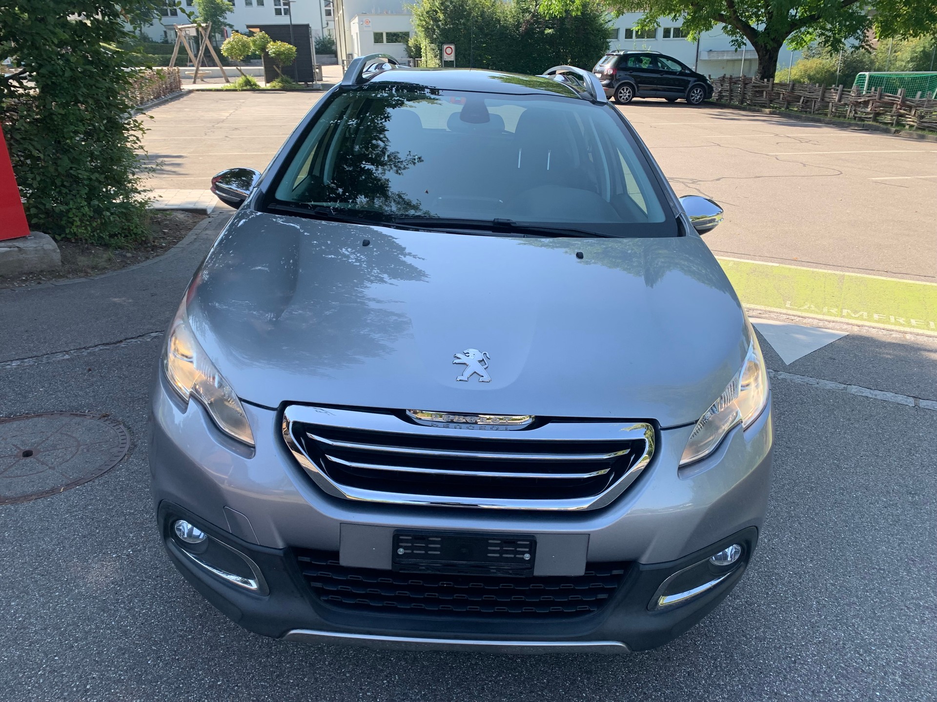 PEUGEOT 2008 1.6 VTI Allure-showroom-element-1