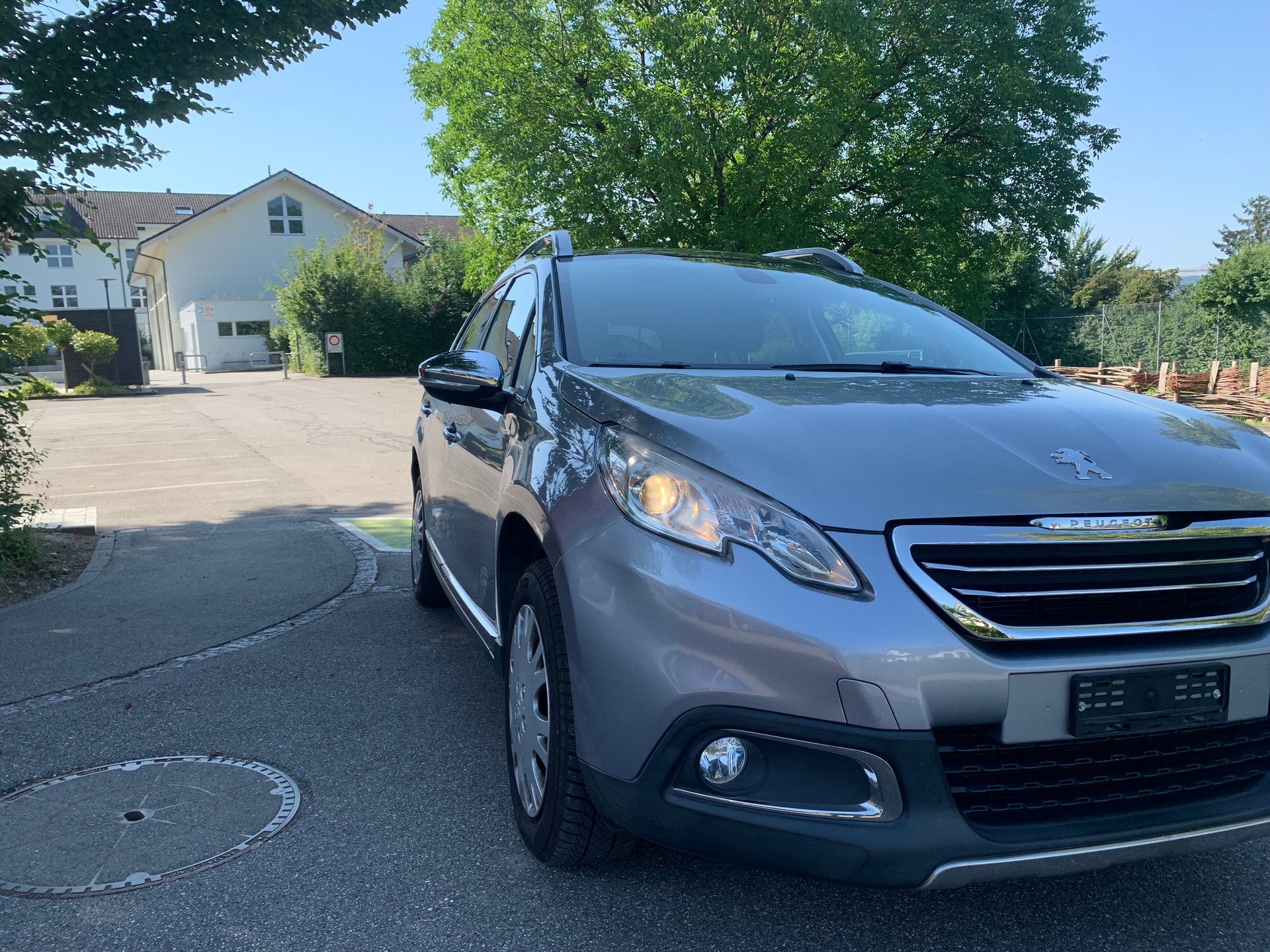 PEUGEOT 2008 1.6 VTI Allure-showroom-element-2