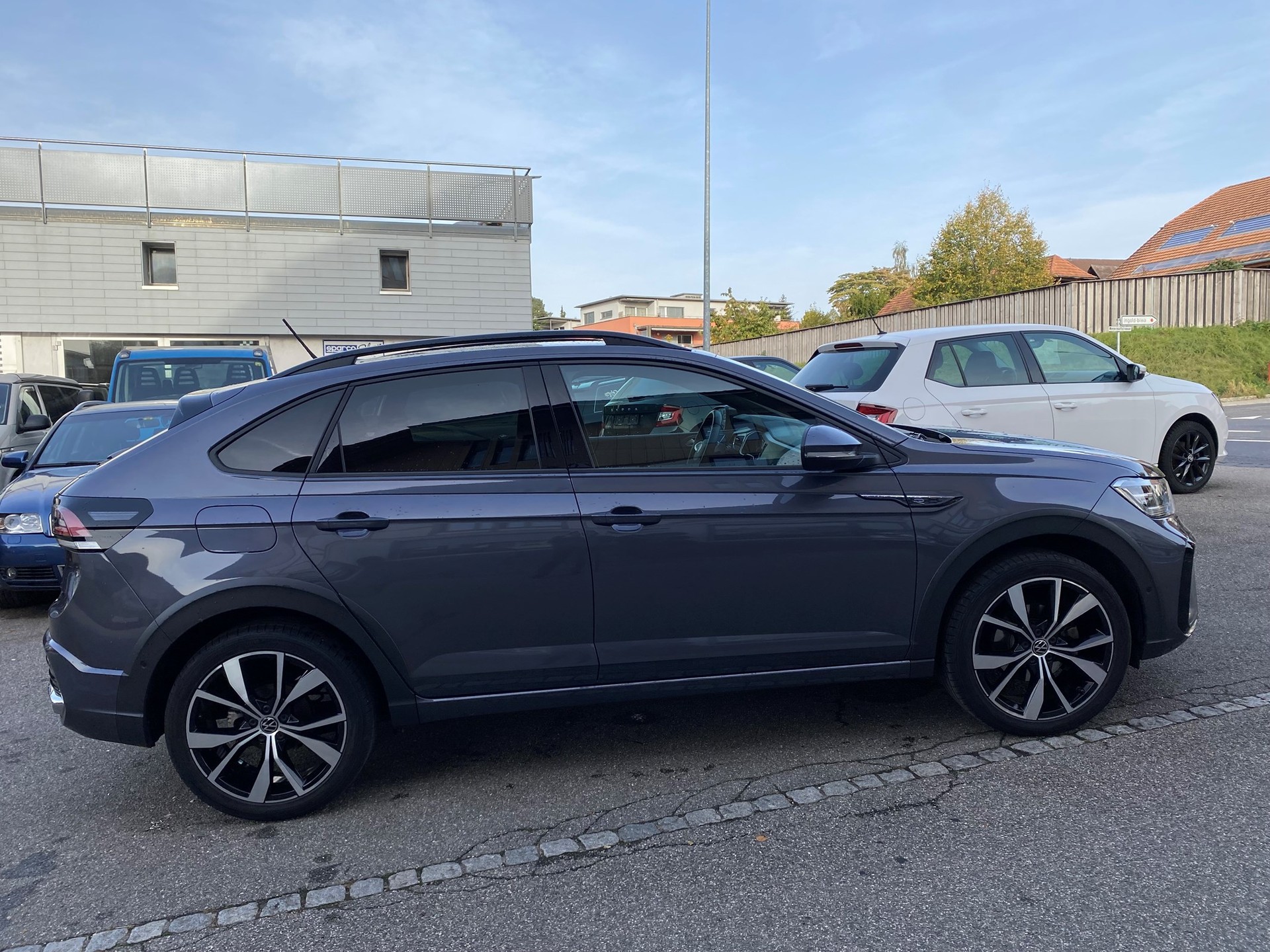 VW Taigo 1.0 TSI R-Line DSG-image-4