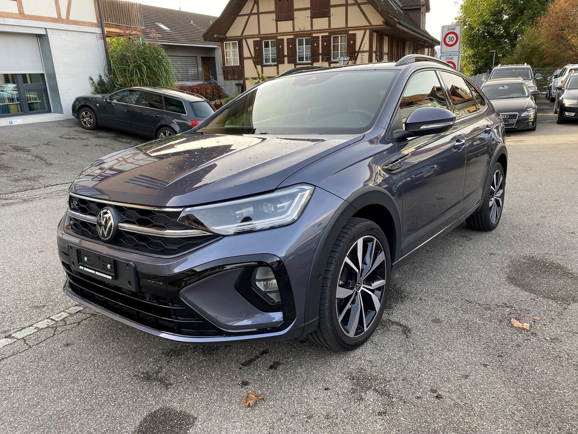 VW Taigo 1.0 TSI R-Line DSG-image-9