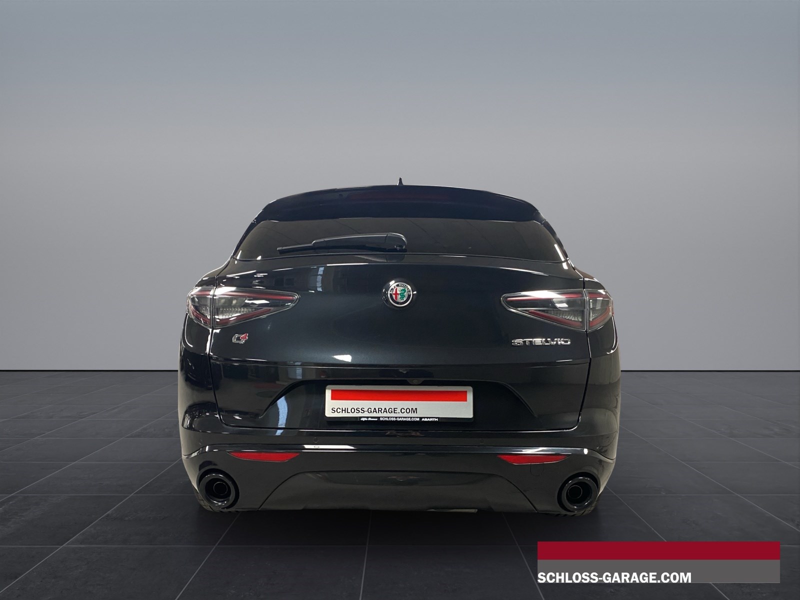 ALFA ROMEO STELVIO 2.2 D Q4 210 Veloce-showroom-element-3
