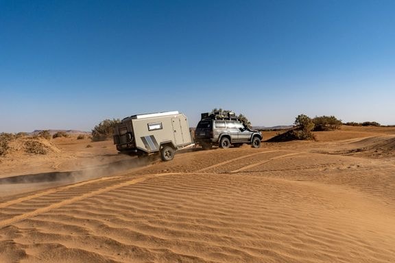 LAPP EXPEDITIONSTRAILER 340 mit Aufstelldach und Vollausstattung - Vorführfahrzeug - Verkauf im Kundenauftrag-showroom-element-2