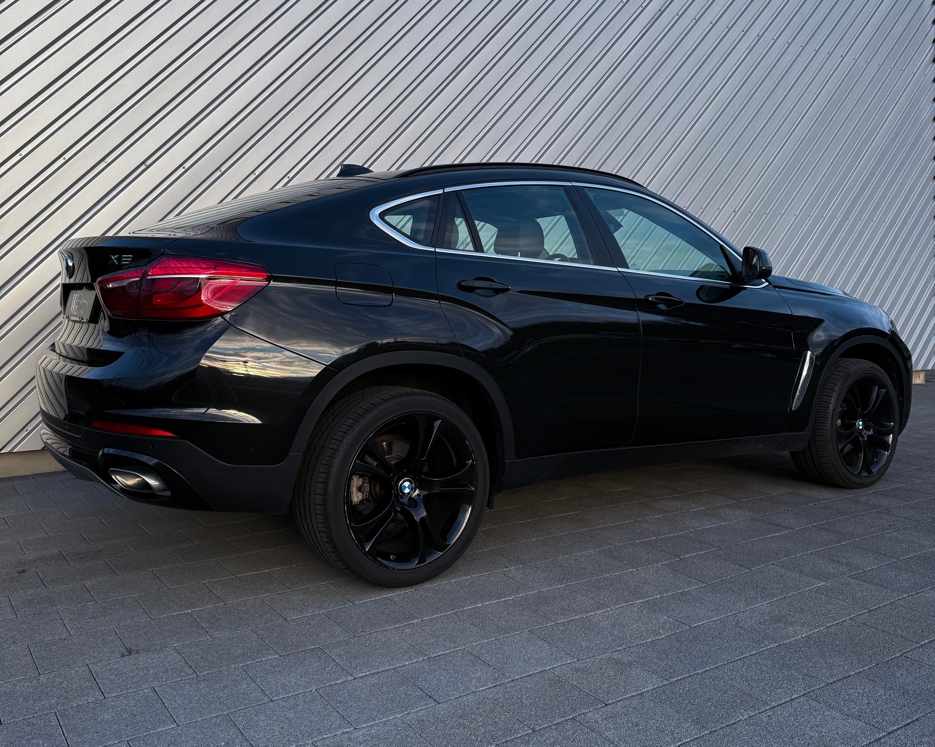 BMW X6 xDrive 30d Steptronic-showroom-element-2