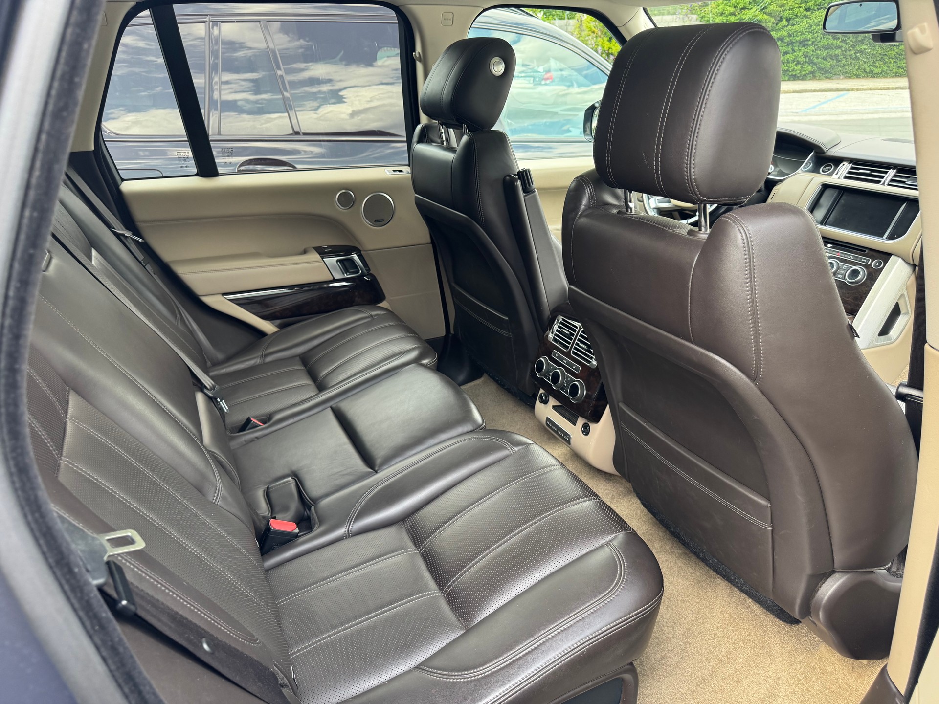 LAND ROVER Range Rover 4.4 SDV8 Autobiography Automatic-image-14