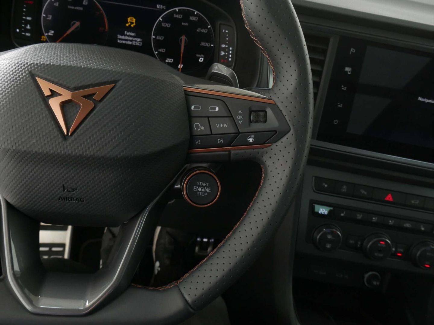CUPRA Ateca 2.0TSI VZ 300 Edition 4Drive DSG-image-14