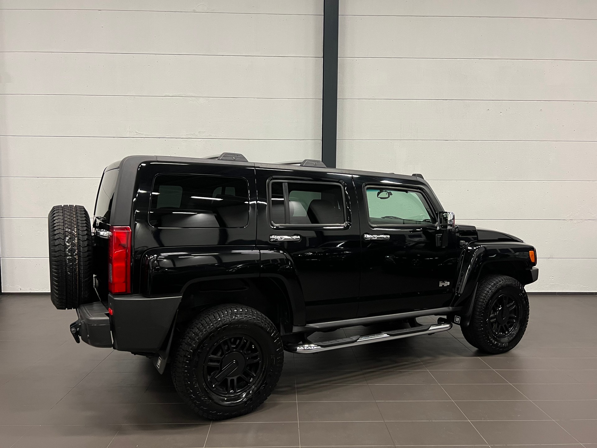 HUMMER H3 3.5 Luxury-image-12