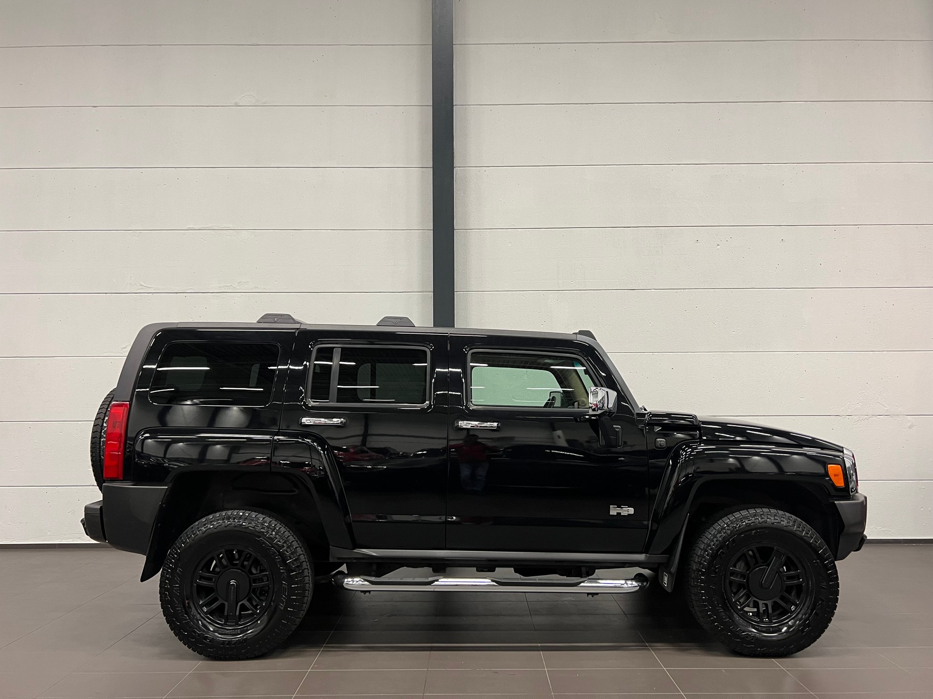 HUMMER H3 3.5 Luxury-image-1