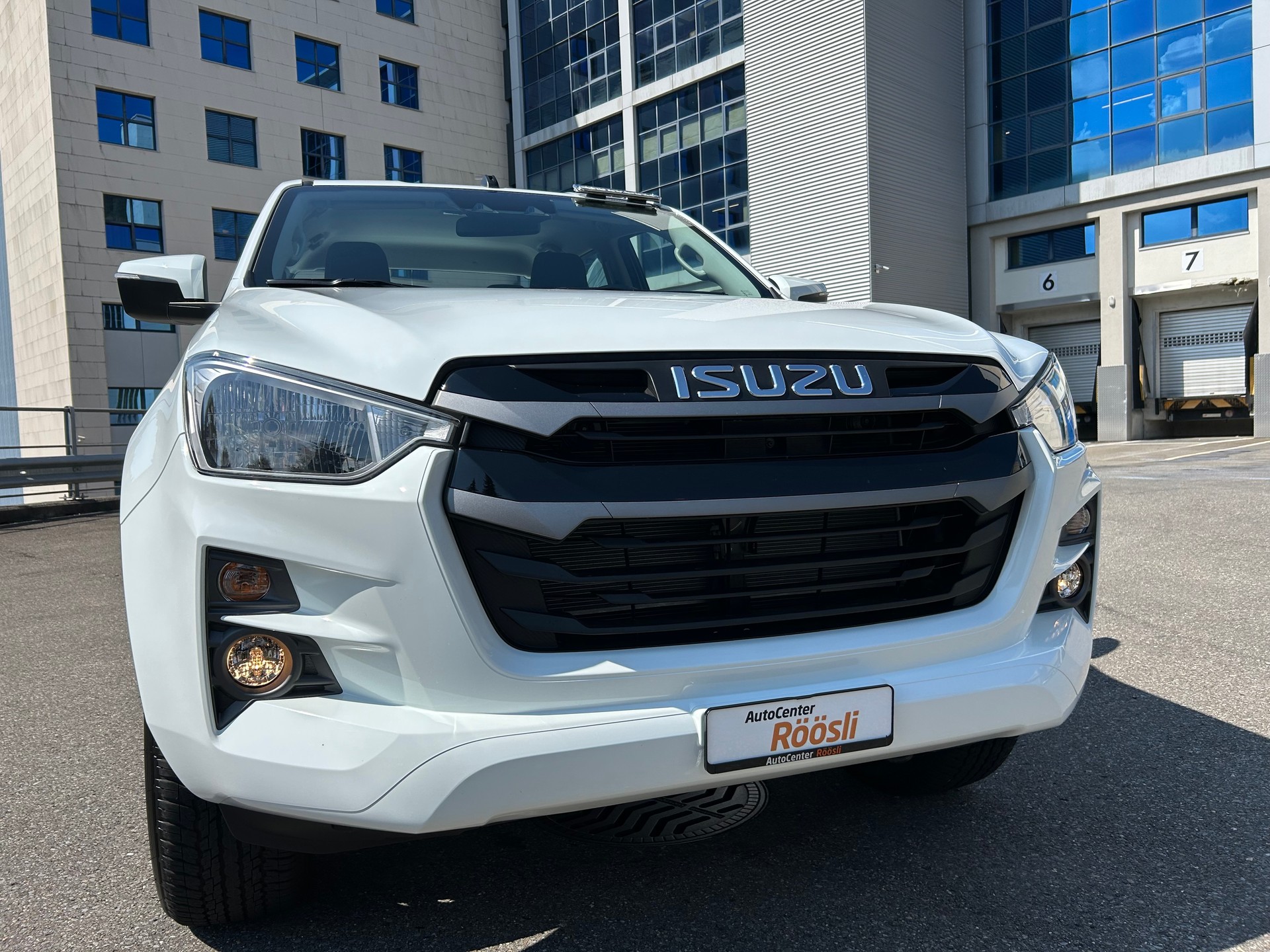 ISUZU D-MAX 1.9 CrewCab N60BB 4x4 AT
