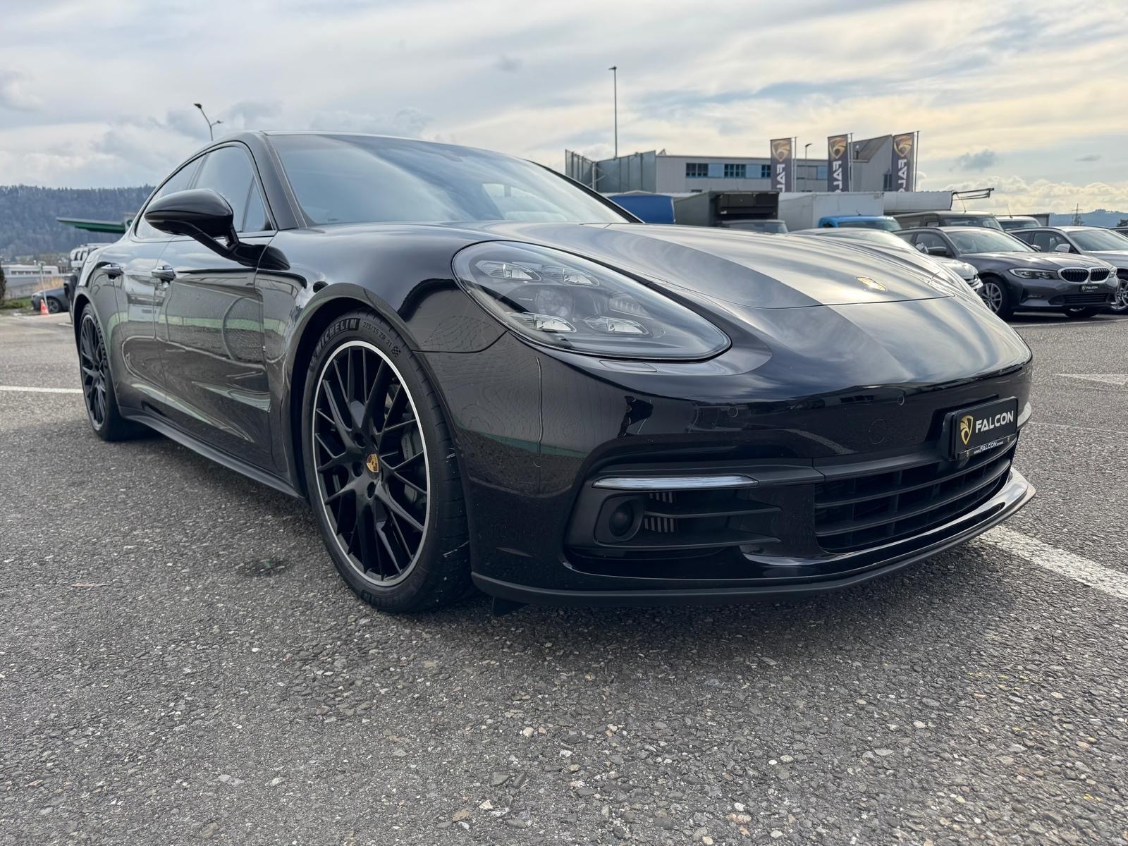 PORSCHE Panamera 4S PDK-showroom-element-1