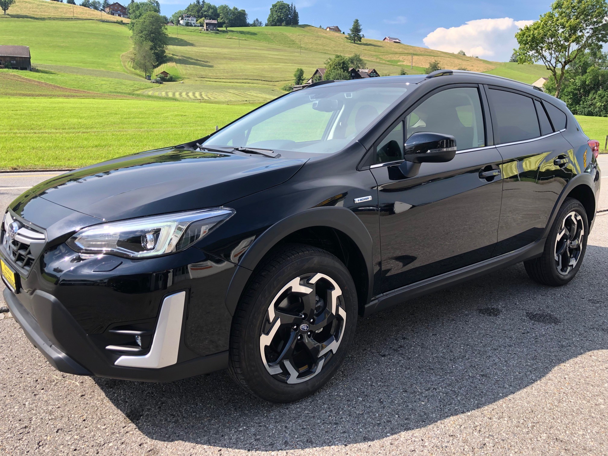 SUBARU XV 2.0 e-Boxer Swiss Plus (SUV / Gelndewagen)